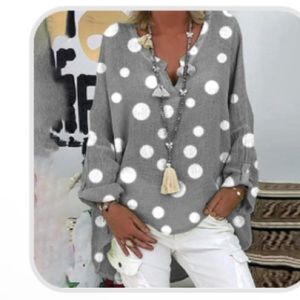 Womens Gray Polka Dot Relaxed Tunic Blouse